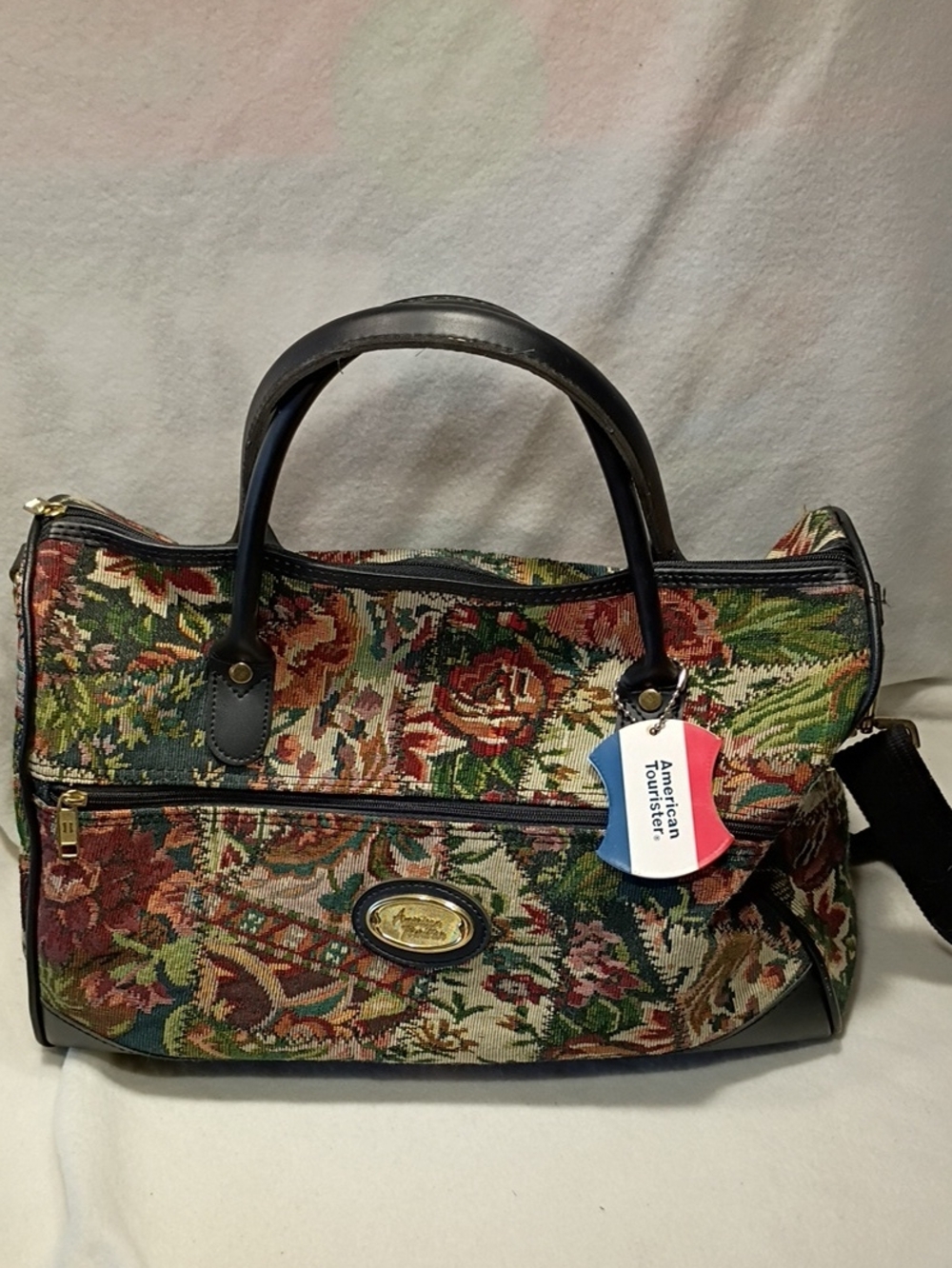 EUC Vintage American Tourister Medium Floral Tapestry Weekender Travel Bag